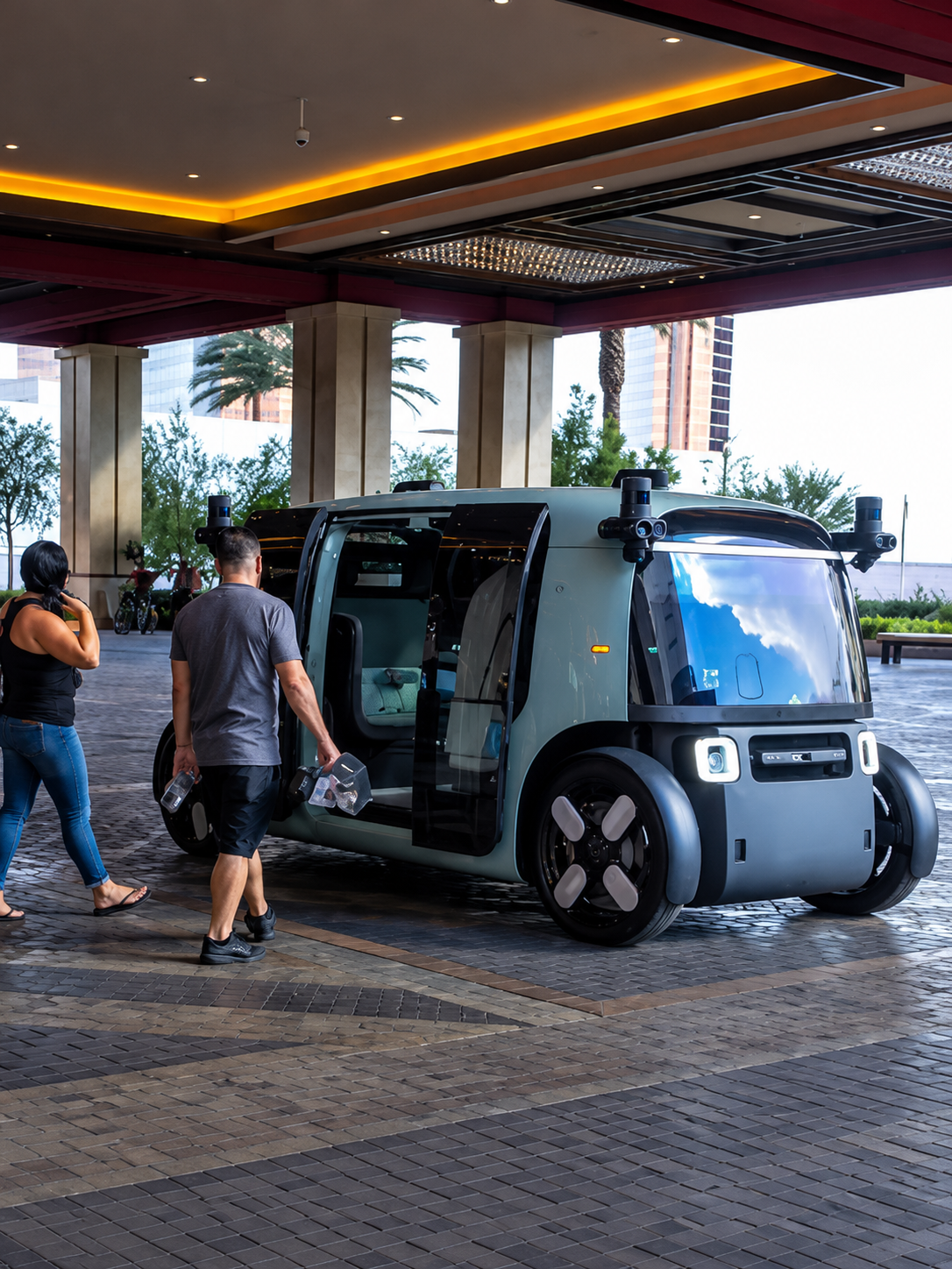 Amazon’s Zoox Wins U.S. Approval to Launch Paid Robotaxi Rides Without Steering Wheels