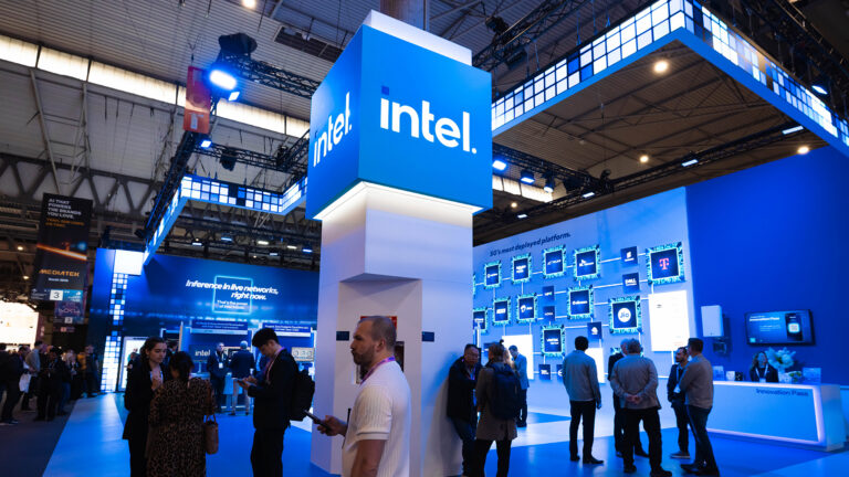 Intel Plans $15 Billion Share Offering as AI Demand Drives Growth